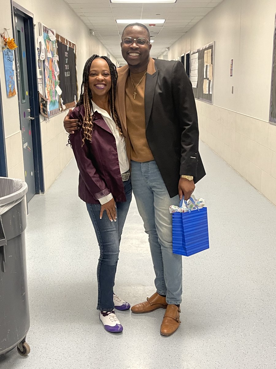 TRiveraPTA tweet media