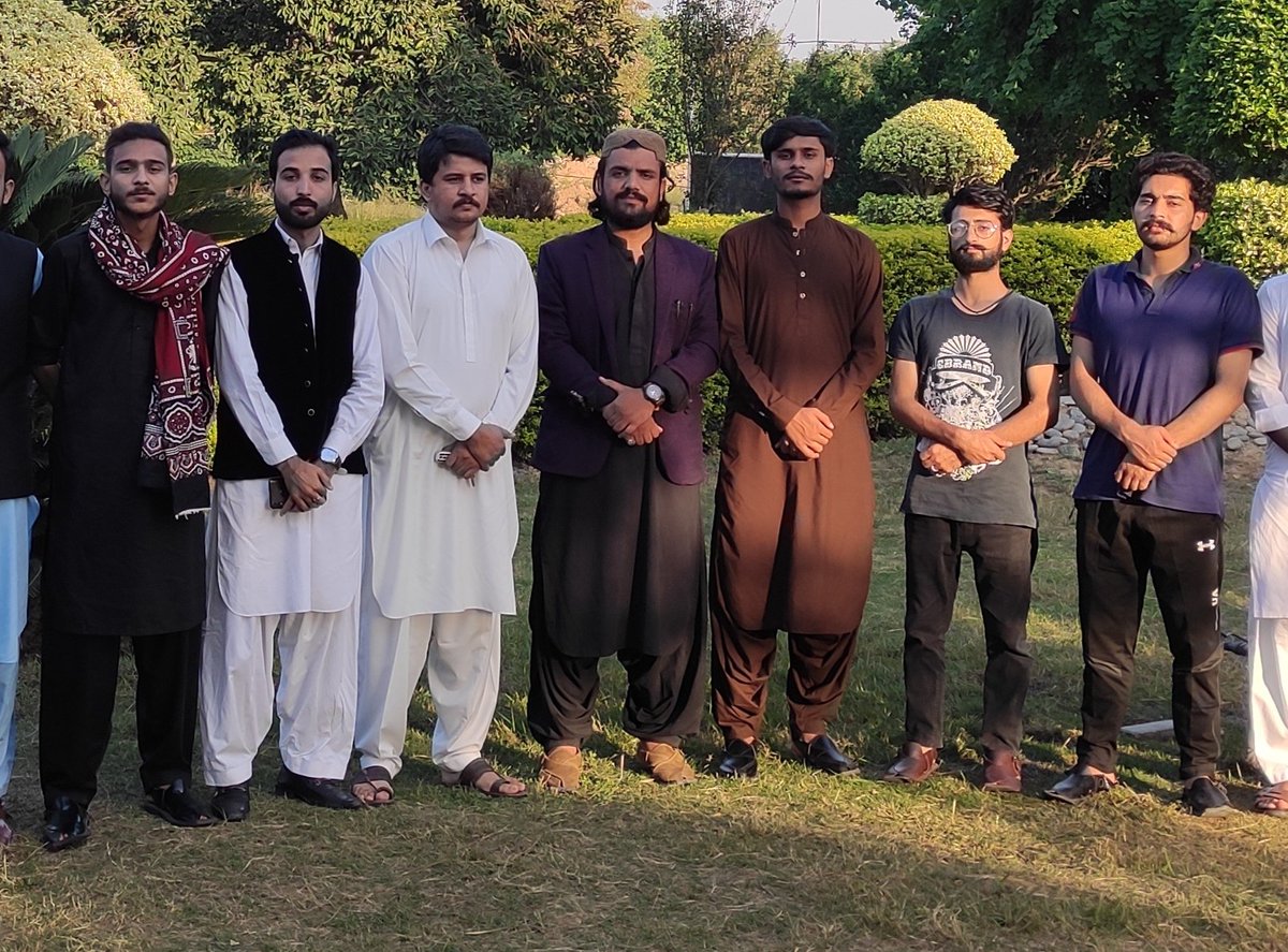 psf_iiui's tweet photo. آج اسلامک یونیورسٹی اسلام آباد کی ٹیم کی نٕے ممبران کے ساتھ کامیاب میٹنگ۔۔
یونیورسٹی تنظیم کی تنظیم سازی۔ سٹوڈنٹ ایشوز۔ و دیگر معاملات کے اوپر سیر حاصل بحث ہوی۔۔ آیندہ کا لائحہ عمل جلد طے کیا جاۓ گا۔۔
#PSF #psfiiui #Bhutto 🇱🇾🇱🇾 https://t.co/nDfNNTD5JX