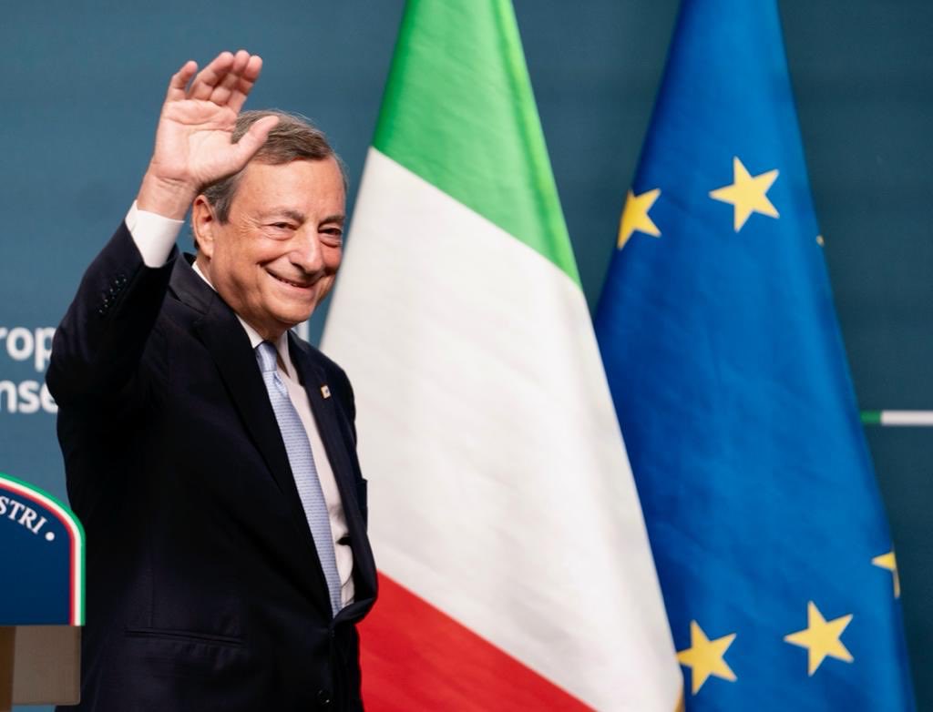 Federosa96's tweet photo. Mi manchi. Mi mancherai

Che orgoglio, per una volta, era dire “Sì, #Draghi è Presidente del Consiglio del mio paese”

Quanto bene hai fatto a questa nazione

Grazie

#MeloniPremier
#Ministri https://t.co/qjgC0f86kK