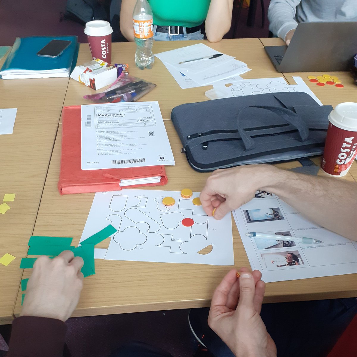 inspiringmaths's tweet photo. Today's place of work with PGCE students and algebra @SHU_SIoE @sheffhallamuni https://t.co/a3xL72IXHp