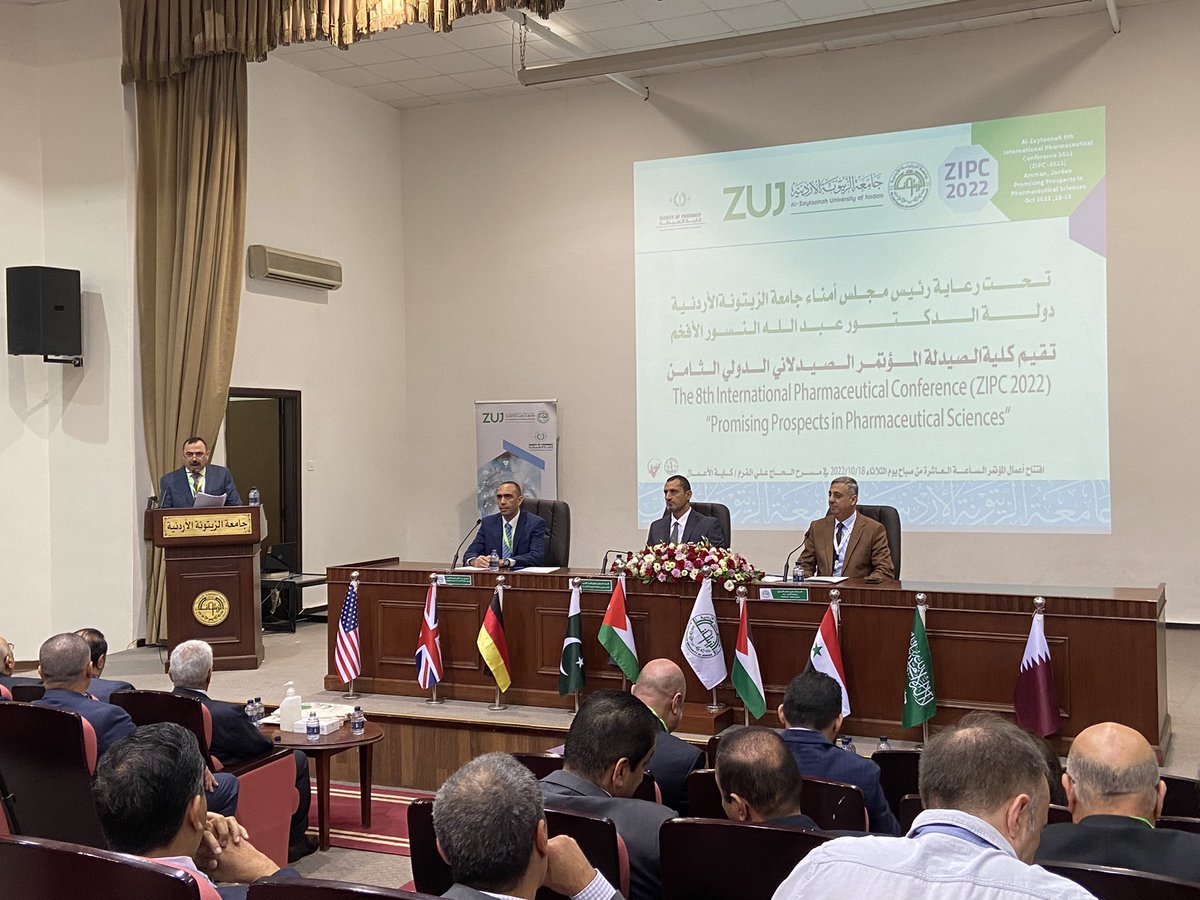 SaryAlsanea's tweet photo. تشرفت بالمشاركة في المؤتمر الصيدلاني الثامن والذي تنظمه كلية الصيدلة بجامعة الزيتونة الأردنية وشارك فيه العديد من المتحدثين الدوليين. 
تحدثت عن التحديات والفرص التي تواجه المجلات العلمية الصيدلية.
 ختاماً أشكر اللجنة المنظمة وجامعة الزيتونة على الدعوة وحسن التنظيم وكرم الضيافة. https://t.co/woADTOvCRm