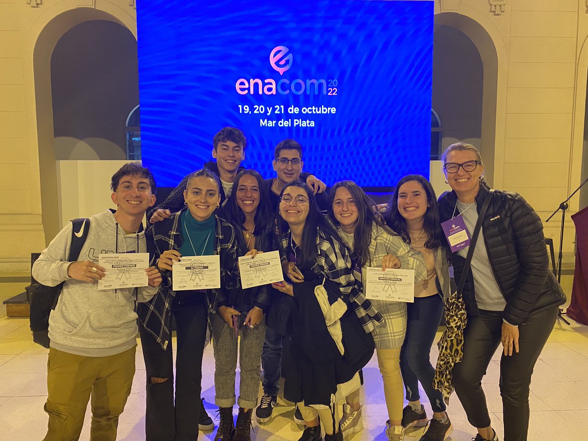 Siguen las alegrías en #enacom2022 Resultados de EXPOCOM (concurso de trabajos de cátedra carreras de comunicación de todo el país): 3 primeros premios y 1 mención especial para <a href="/FFyH_UCSF/">Fac. de Filosofía y Humanidades UCSF</a> 🥳🥳🥳 FELICITACIONES para alumnos y profes que participaron