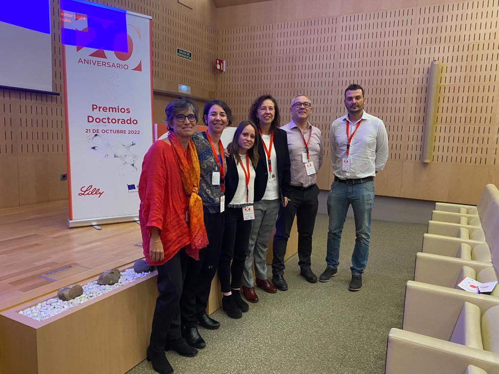 SocEspQuimTerap's tweet photo. Congratulations Dr. Sandra Codony @MCP_UB @Farmacia_UB @UniBarcelona for the Lilly Prize in the XX call of SEQT awards. Keep going! 🤩 https://t.co/o5fQ7s74yC