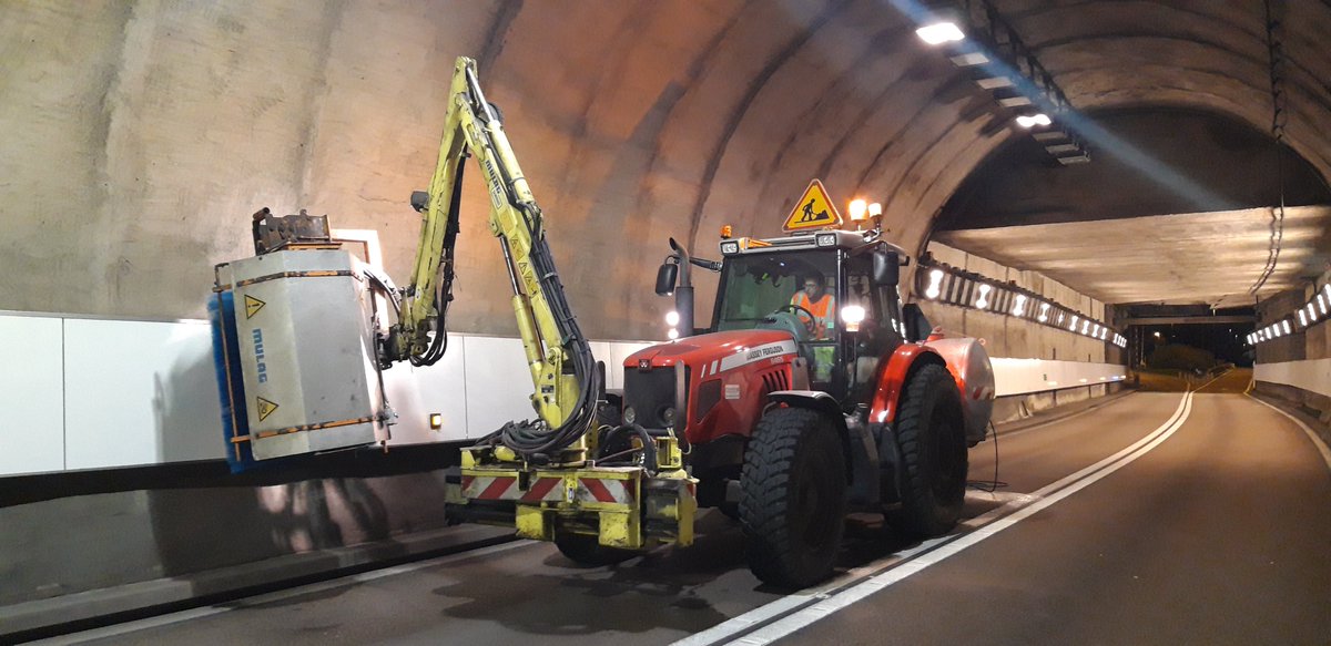 TML68_88's tweet photo. ⚠️📢 7 semaines de travaux 🧱 nocturnes s'achèveront demain matin à 5h !
Bravo👏 à toutes les équipes pour leur implication :
#SAERT : travaux de génie civil,
@SPIEgroupe : travaux électriques,
@groupeSETEC : MOE &
@GroupeAPRR pour la gestion de la coordination des travaux ⚙️ https://t.co/VlbeUQO6wp