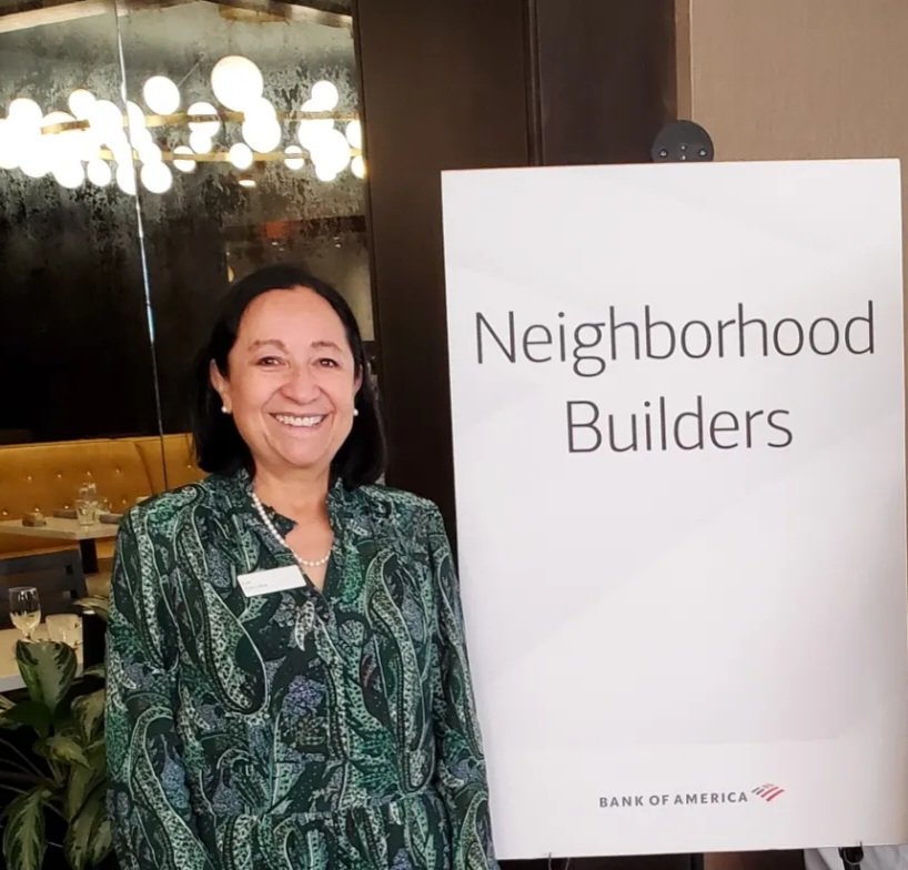 dignity4all's tweet photo. Grateful for The Neighborhood Builders Program of @BankofAmerica. Thank you Ebony Thomas,@cmontana9541  @JamieKahns for the inspiring space to meet my fellow #NeighborhoodBuildersRacialAwardees  to celebrate our collective work. @BofA_News  #Boldchangeisstillneeded https://t.co/OVyGUX5f05