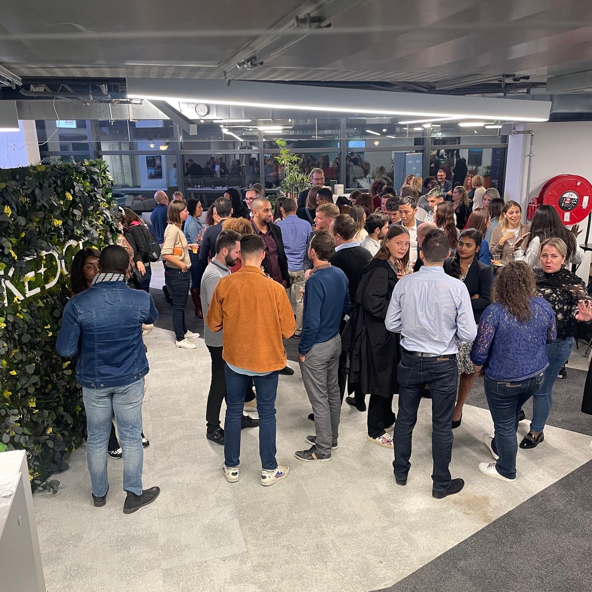 KedgeBS's tweet photo. #Rentrée | Une belle semaine s'achève pour nos 80 apprenants des programmes spécialisés #ISLI, #ISMQ et #MAI en #formation continue (cursus de 12 mois). 💼
Quelques images de ces nouvelles promotions, intégrées sur notre campus de #Paris. ⤵️ https://t.co/udGX6CkMwW