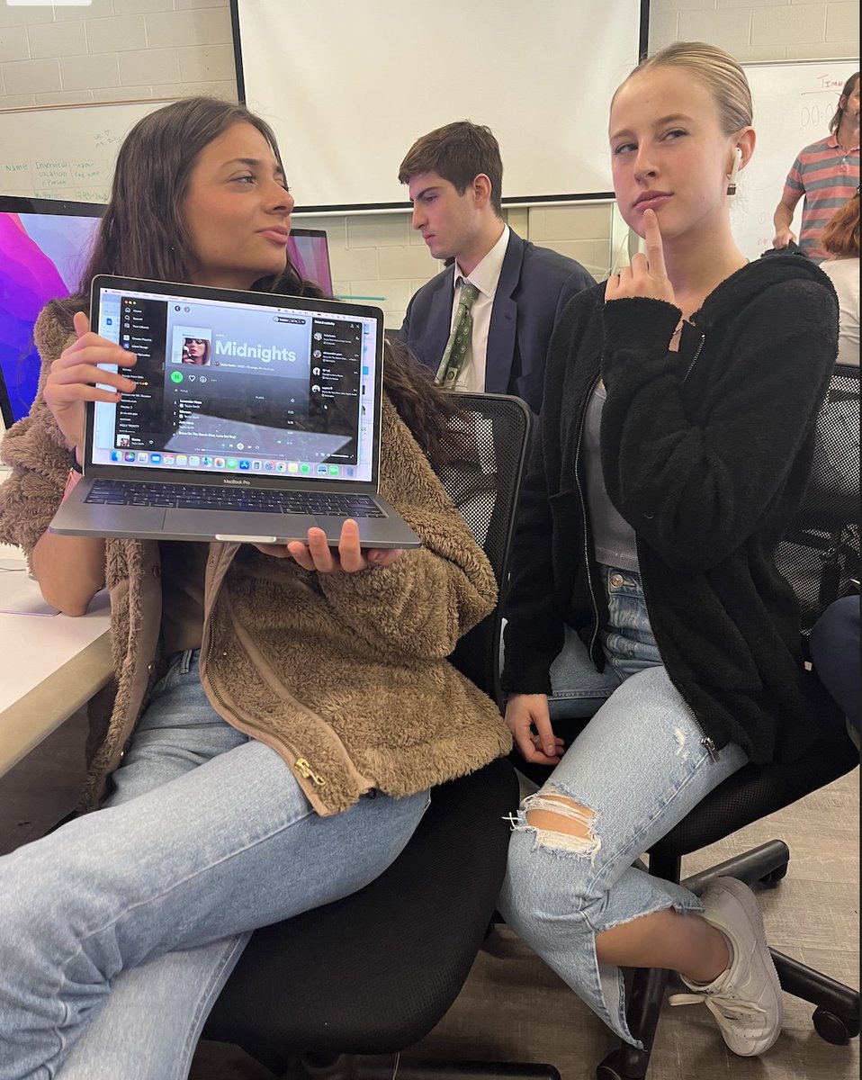 Hayley and Abigail discuss Taylor Swifts newest album, Midnight! Be sure to go check out Abigails blog on past Taylor albums, and stay tuned for Hayleys upcoming music blog🫶