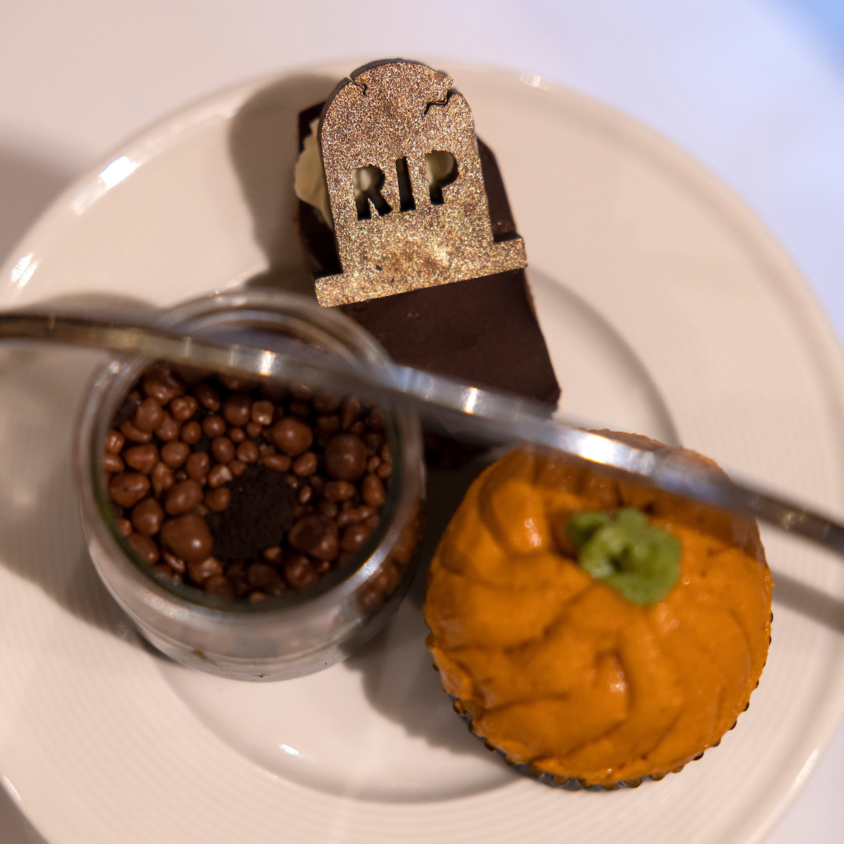 stmaryguildhall's tweet image. Why not make your visit to @stmaryguildhall this half term even more spooky with a children's Halloween themed afternoon tea? 
Available 22nd – 30th Oct within Tales of Tea. stmarysguildhall.co.uk/cafes-in-coven… @visitcoventry #coventry #stmarysguildhall #talesoftea