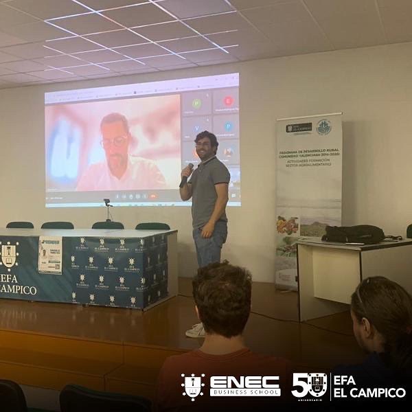 🗞Éxito de participación en la apertura de la programación de charlas “Aprender a emprender con….” organizada por ENEC Business School, en esta ocasión con Iván Teruel Buitrón CEO &amp; Cofunder de <a href="/cuore/">CUORE</a>.care y experto en Marketing Digital💪🏿🥇
<a href="/cuore/">CUORE</a>.care
📍elcampico.org