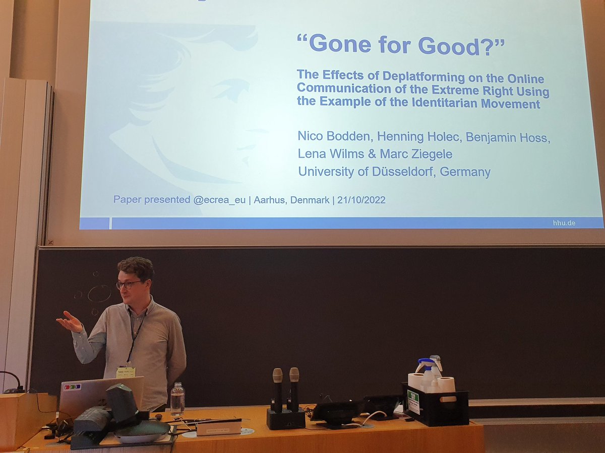Dominique Heinbach (@heinbachd) on Twitter photo Now on: @HenningHolec, Nico Bodden and Benjamin Hoss on the effects of deplatforming on the communication of the #extremeright. They are three of four master's students from the "Political Communication" program <a href="/HHU_de/">Heinrich-Heine-Universität Düsseldorf</a> who present their research at #ECREA2022 🤗 Now on: @HenningHolec, Nico Bodden and Benjamin Hoss on the effects of deplatforming on the communication of the #extremeright. They are three of four master's students from the "Political Communication" program <a href="/HHU_de/">Heinrich-Heine-Universität Düsseldorf</a> who present their research at #ECREA2022 🤗