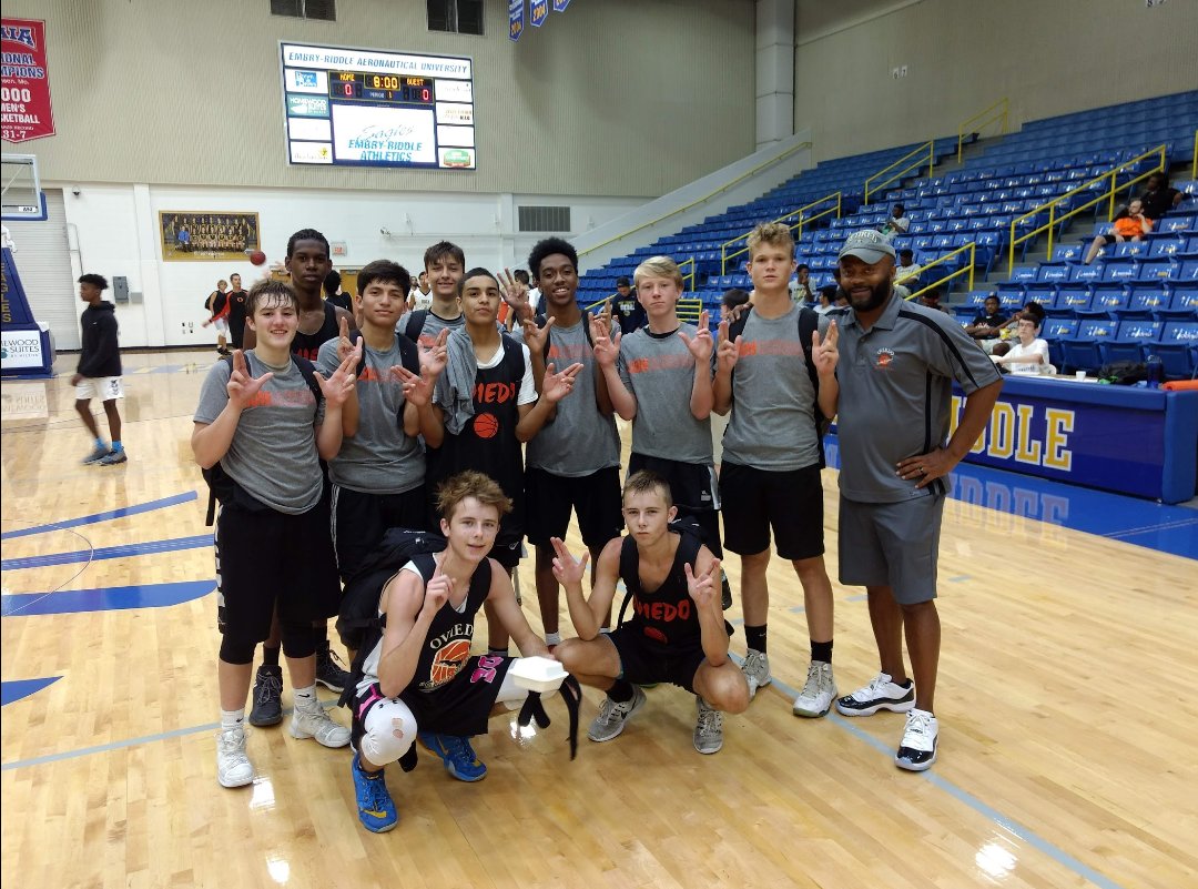 CoachJVallery's tweet photo. It's about that time! Year 6 is going to be special at Oviedo, but we will never forget our Day 1 guys!! #goatsofoviedo #practiceplaylive #GTBAL https://t.co/OY8y6elSQi