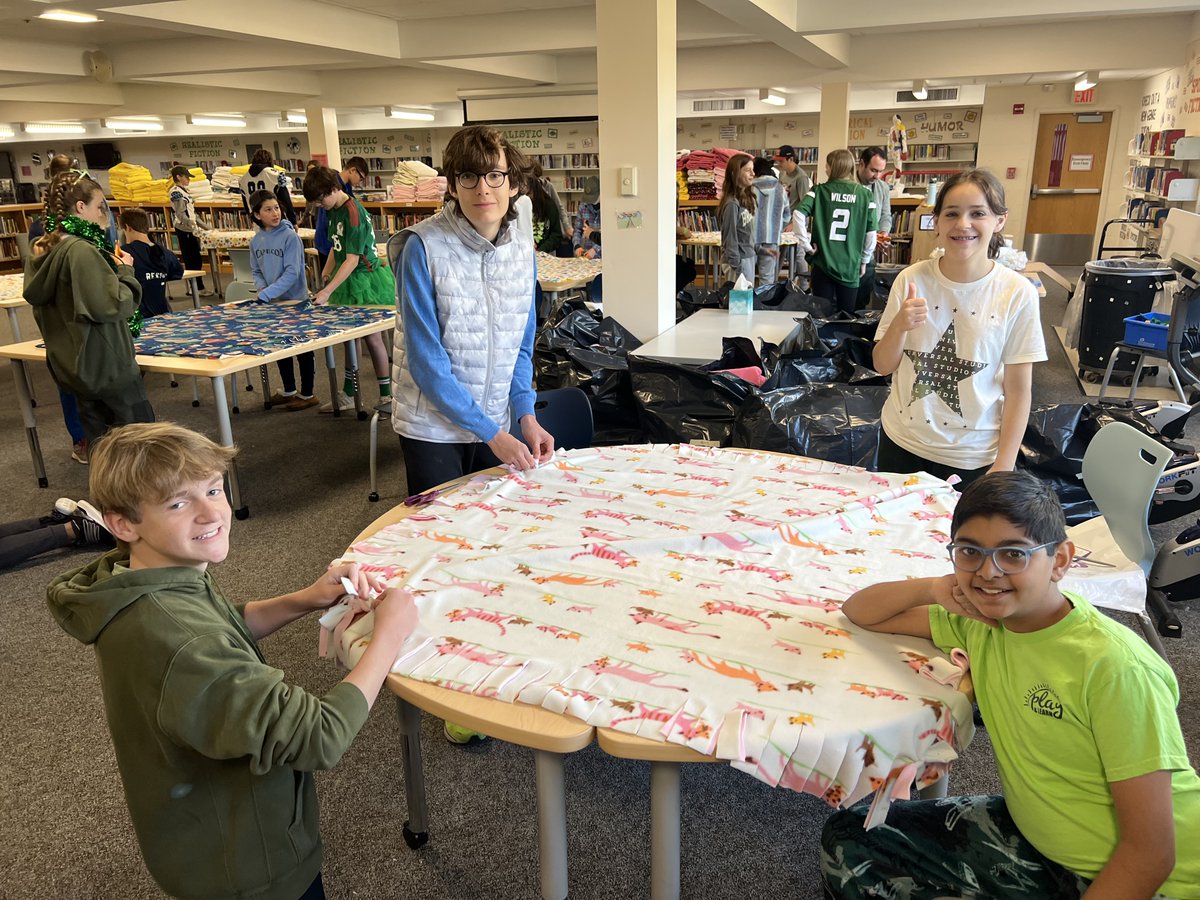 8GMiddlebrook's tweet photo. 8 Green is making blankets for preemies today! Look at our kids in action! #MiddlebrookWay #WiltonWayCT #8GreenWay #TinyMiracles https://t.co/U7a72k3Py7
