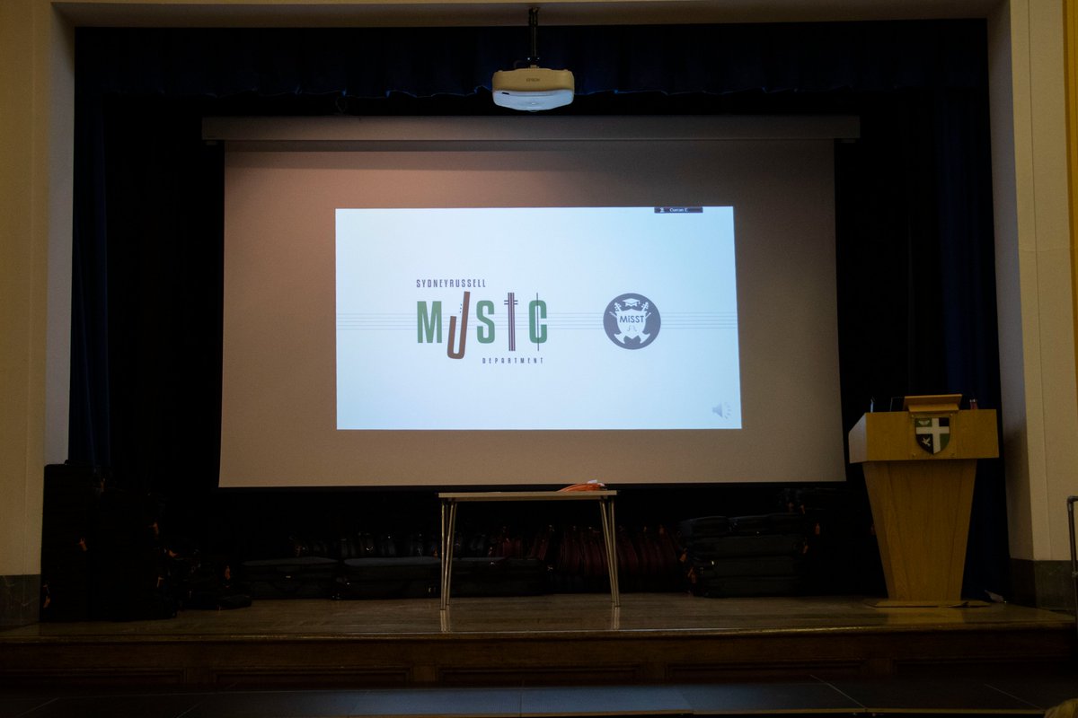 SydneyR_School's tweet photo. MiSST Ceremony - 19th Oct

Every year, every one of our year 7’s get the opportunity to learn an instrument - with the help from our lovely partners at @misst_music. Each student from Y7 gets given an instrument, and is then taught how to play that throughout the year. https://t.co/pE2Udxsrck