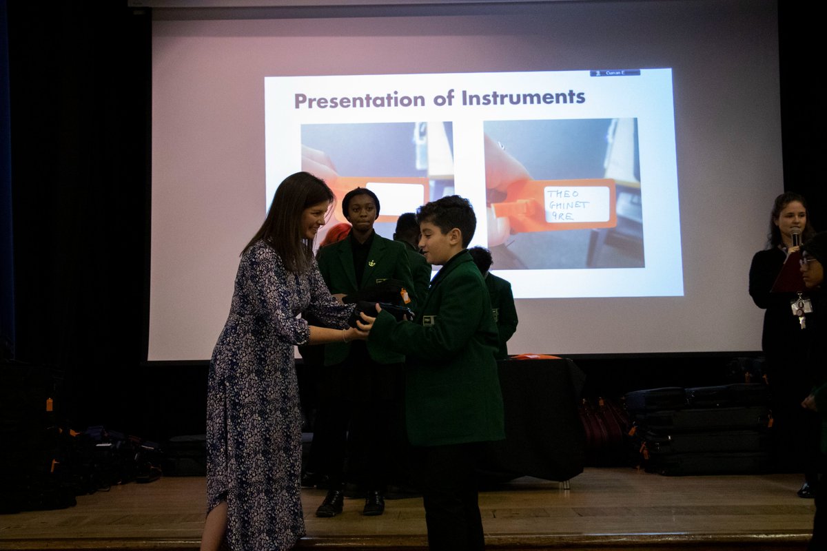 SydneyR_School's tweet photo. MiSST Ceremony - 19th Oct

Every year, every one of our year 7’s get the opportunity to learn an instrument - with the help from our lovely partners at @misst_music. Each student from Y7 gets given an instrument, and is then taught how to play that throughout the year. https://t.co/pE2Udxsrck
