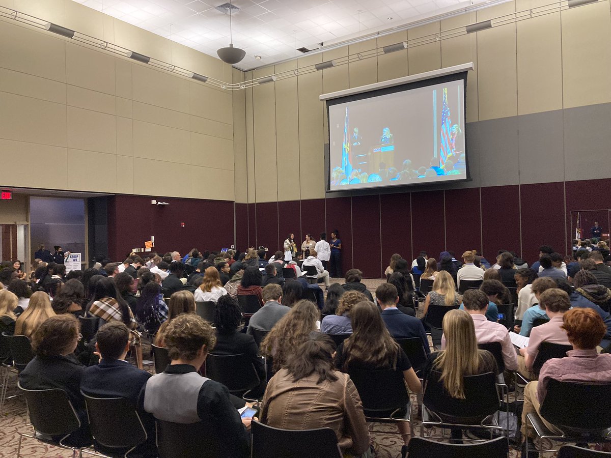 a boring world XI tweet media