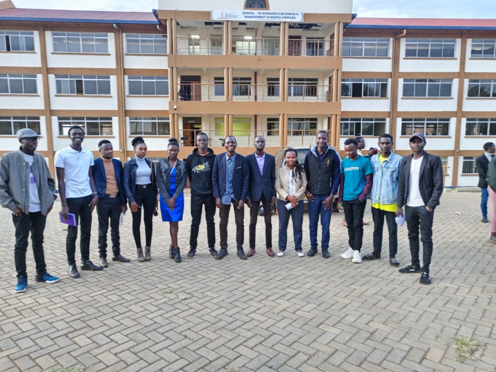 MUESA6's tweet photo. Moi University Economics students association at the University of Eldoret during the Uasin Gishu Inter university Debate competition on 20th October 2022. We won 🔥🔥 https://t.co/xy2QskFgUr