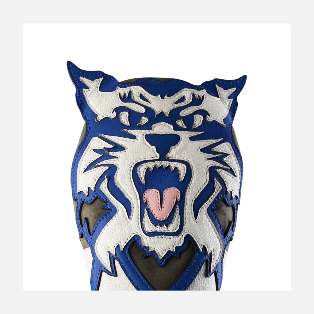 Dormieworkshop's tweet photo. Bring your school spirit with you to your next round!

#DormieWorkshop #Kentucky #Wildcats #CustomSinceDayOne https://t.co/eyKOqQtwyS