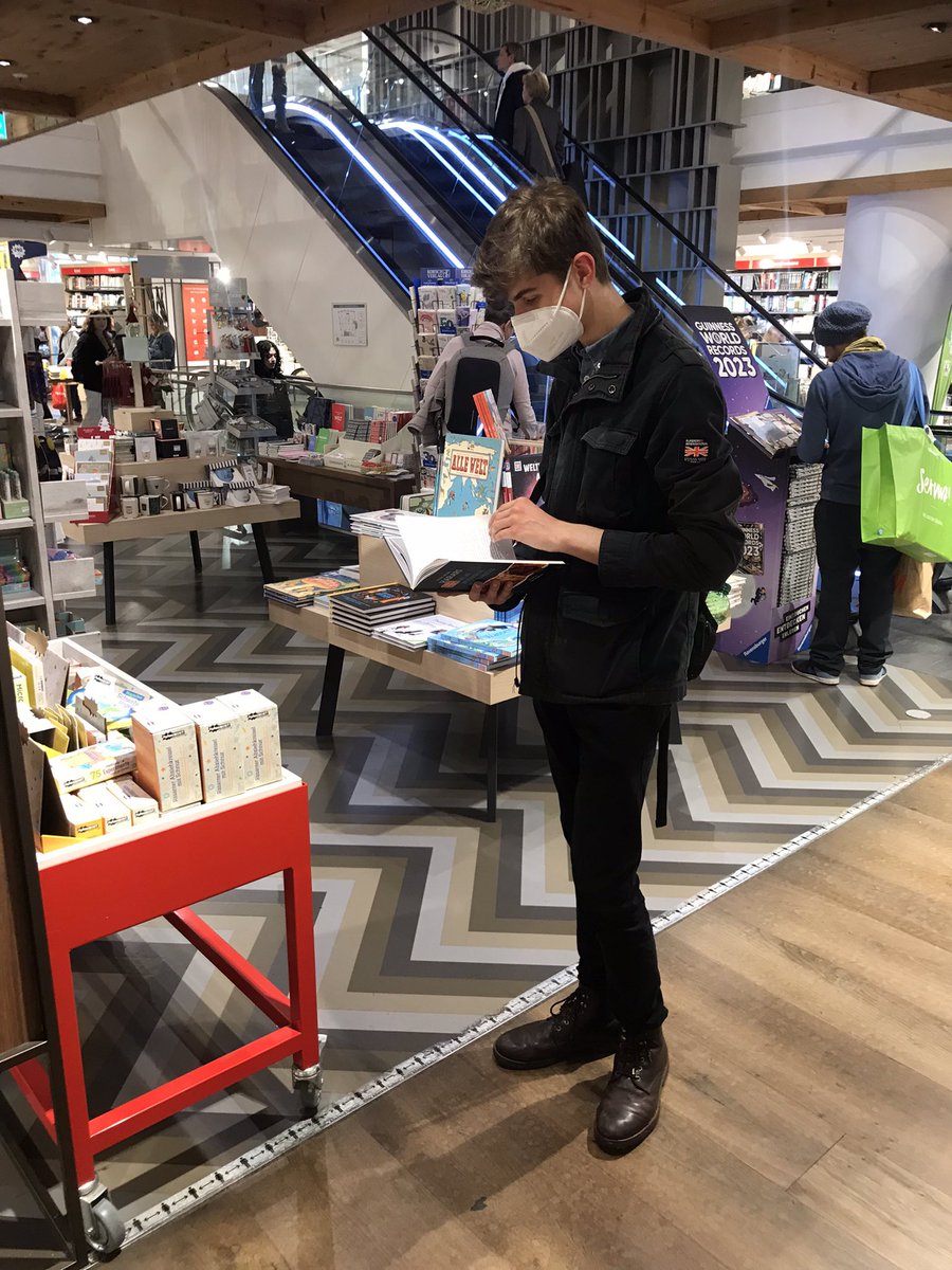 BoothamPeter's tweet photo. @BoothamMFL @BoothamSchool enjoying some free time in Munich https://t.co/n6CtCfswt5