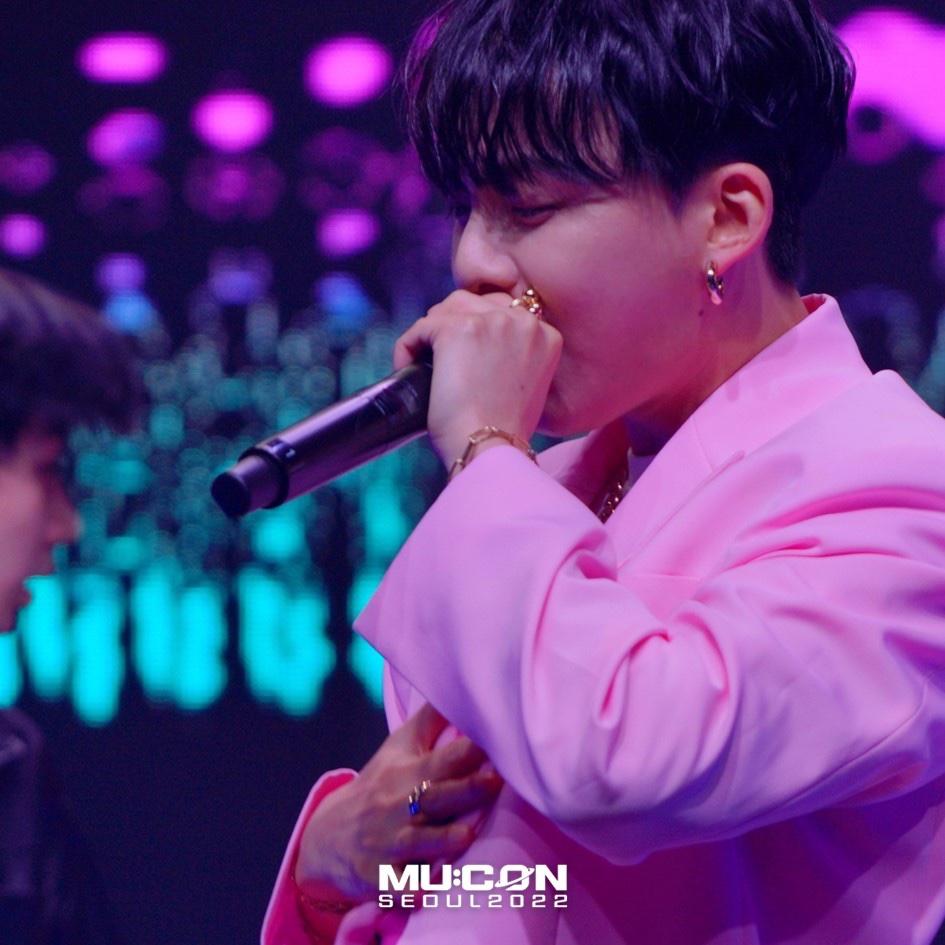 KOCCAMUSICKOREA's tweet photo. MU:CON 2022
DAY 3
쇼케이스 현장🎵

#엔플라잉 #NFlying
#우진영 #WOOJINYOUNG

#한국콘텐츠진흥원 #코카뮤직 #ㅋㅋㅁㅈ  #뮤콘 #뮤콘2022 #MUCON #뮤콘쇼케이스 #MUCONShowcase #노들섬 #NodeulIsland https://t.co/PF7JNqKJeV