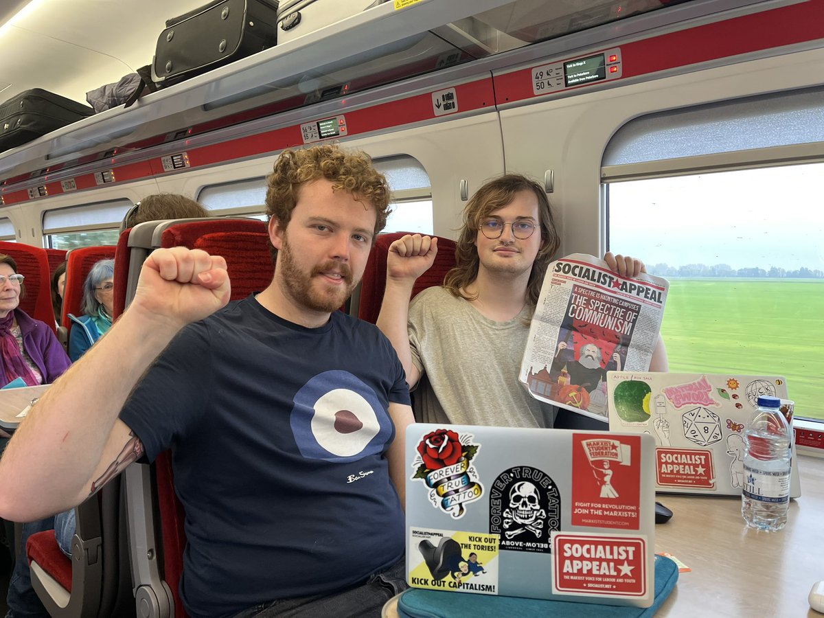 The first wave of members heading down for Revolution Festival in London. #Revfest2022 #Socialistappeal