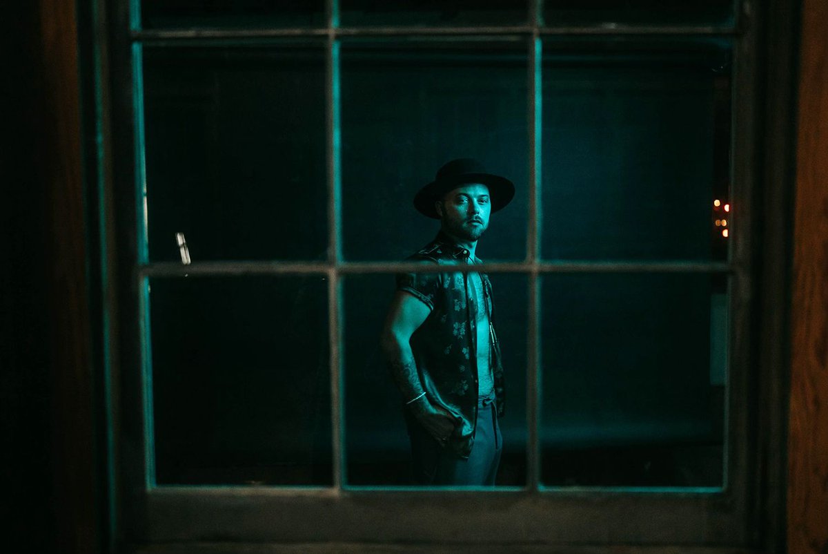 hotgosipnewz's tweet image. Adam Mac Is Bringing a 'New Vibration' to Country Music
#hotgossipnewz #pediapie #AdamMac #NewVibration #CountryMusic
hotgossipnewz.blogspot.com/2022/10/adam-m…