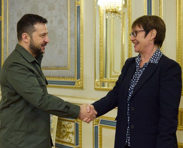 Odile Renaud-Basso on Twitter: "I've been meeting President @ZelenskyyUa in  Kyiv to express our solidarity and admiration for the courage and  resilience of the Ukrainians. With well over €1 billion in investment