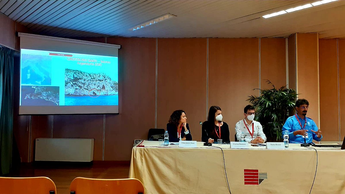 ClariDominici's tweet photo. What a wonderful experience! So many fascinating presentations and an opportunity to discuss our latest results! Thanks to all the speakers, to #ChiaraStani from @CERICnews and @Matteo_Rossini_ from @unisiena for sharing this moment, and to @NValti and #AndreaDiaz from @iphes 💕 https://t.co/T5by4qPoX2