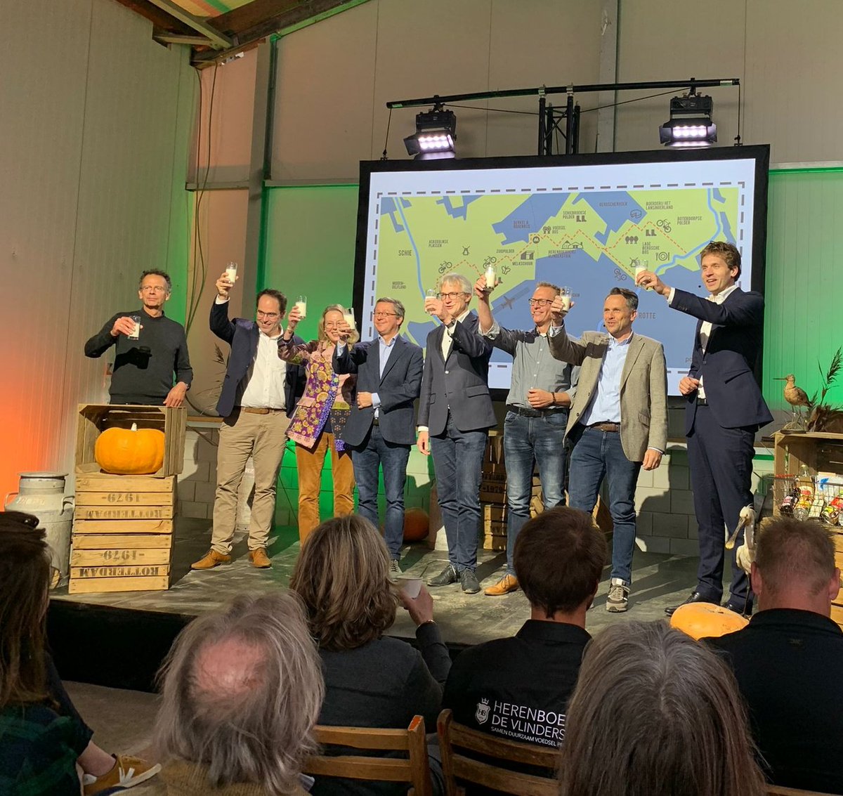 berendpotjer's tweet photo. Na 15 jaar ontwerpen, zwoegen en klussen is het zover. Vandaag natuur en recreatiegebied de Noordrand geopend: 400 hectare nieuwe natuur tussen de Rotte en de Schie #natuur #natuurinclusief https://t.co/iFFDolDgqY