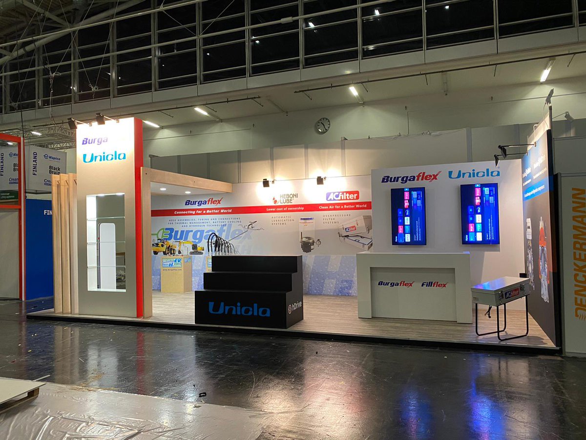 BastaEventbouw's tweet photo. Mooie stand op Bouma voor Burgaflex &amp; Unicla https://t.co/ueo3CmhWNH