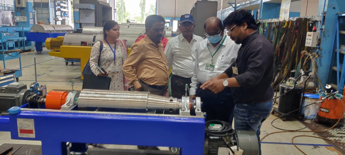 hmwssbdp1's tweet photo. Factory inspection of Electro mechanical equipment, centrifuge at Pune for the STPs project https://t.co/eRRRHziCfv