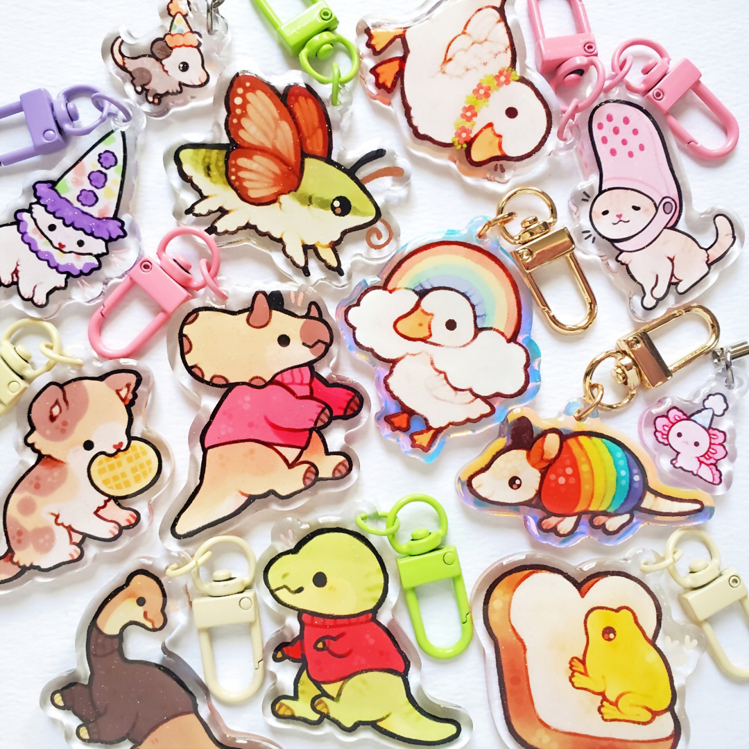 「new stickers and charms are available no」|Spicymochiのイラスト