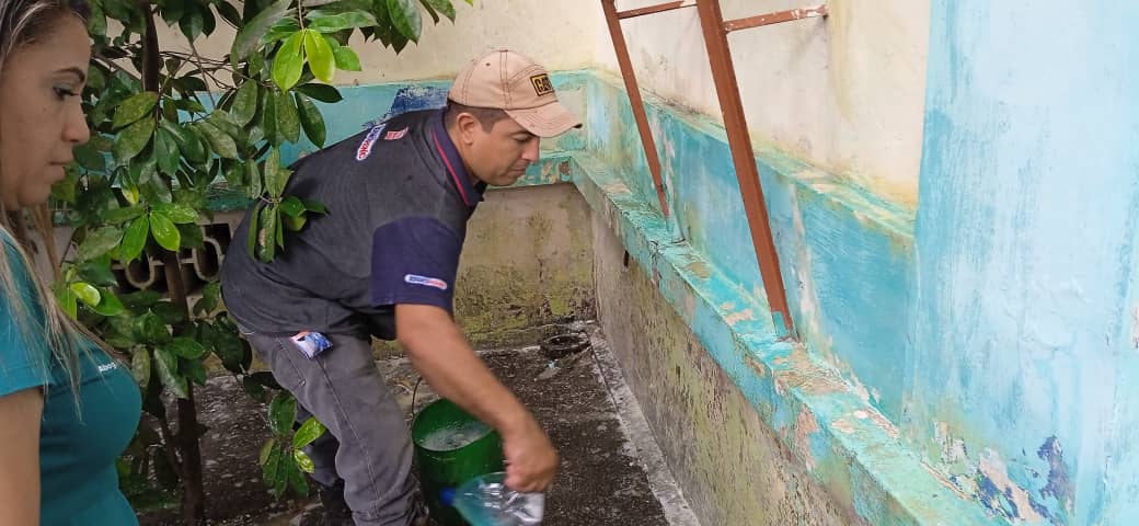 ORTINTiApure's tweet photo. #EnApure | Comprometidos en seguir la lucha por nuestros campesinos y campesinas, nos encontramos recuperando las instalaciones de la Oficina Regional de Tierras, gracias a la cooperación de los trabajadores y trabajadoras de esta sede.
#EstaTierraEsNuestroFuturo https://t.co/aRDy8VqR2u