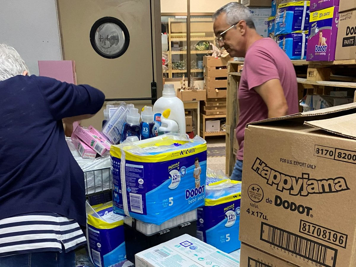 avanza_ong's tweet photo. Hoy compartimos con vosotros una noticia escrito por una de nuestras voluntarias 🙂  ¡Vengo de voluntariado pensando que iba a ser una mañana tranquila y mirad lo que me encuentro! 

Para leer la noticia ➡➡ https://t.co/N1TxMK0txd

#avanzaong #ong #ongmadrid #voluntariado https://t.co/n5goj7tmpb