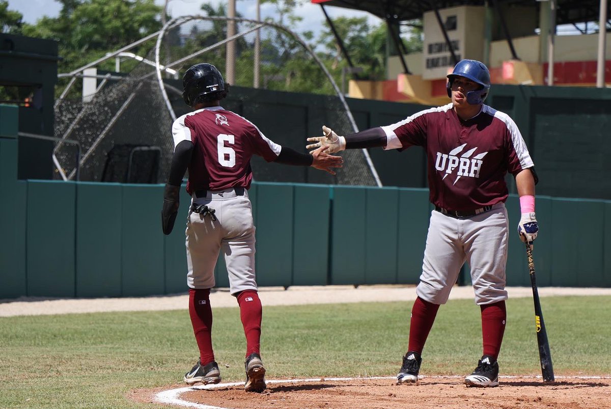 DeportesUprh's tweet photo. 📸: Disfrute de las imágenes capturadas en el partidos de los #BúhosBéisbol que lograron la quinta victoria a la #UPRC en #LAIBéisbol. 🙌🦉
#YoSoyBúho
(Fotos: Alejandro Guzmán) https://t.co/EZLLM2GxgS
