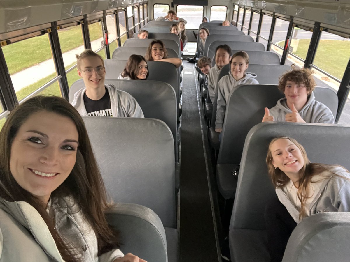 mkoskroba's tweet photo. Future Educators Conference bound!  Introduction to Teaching students heading to conference to learn more about the best career….Teaching! #futureleaders #partnersingrowth https://t.co/Qg14rdV6iq