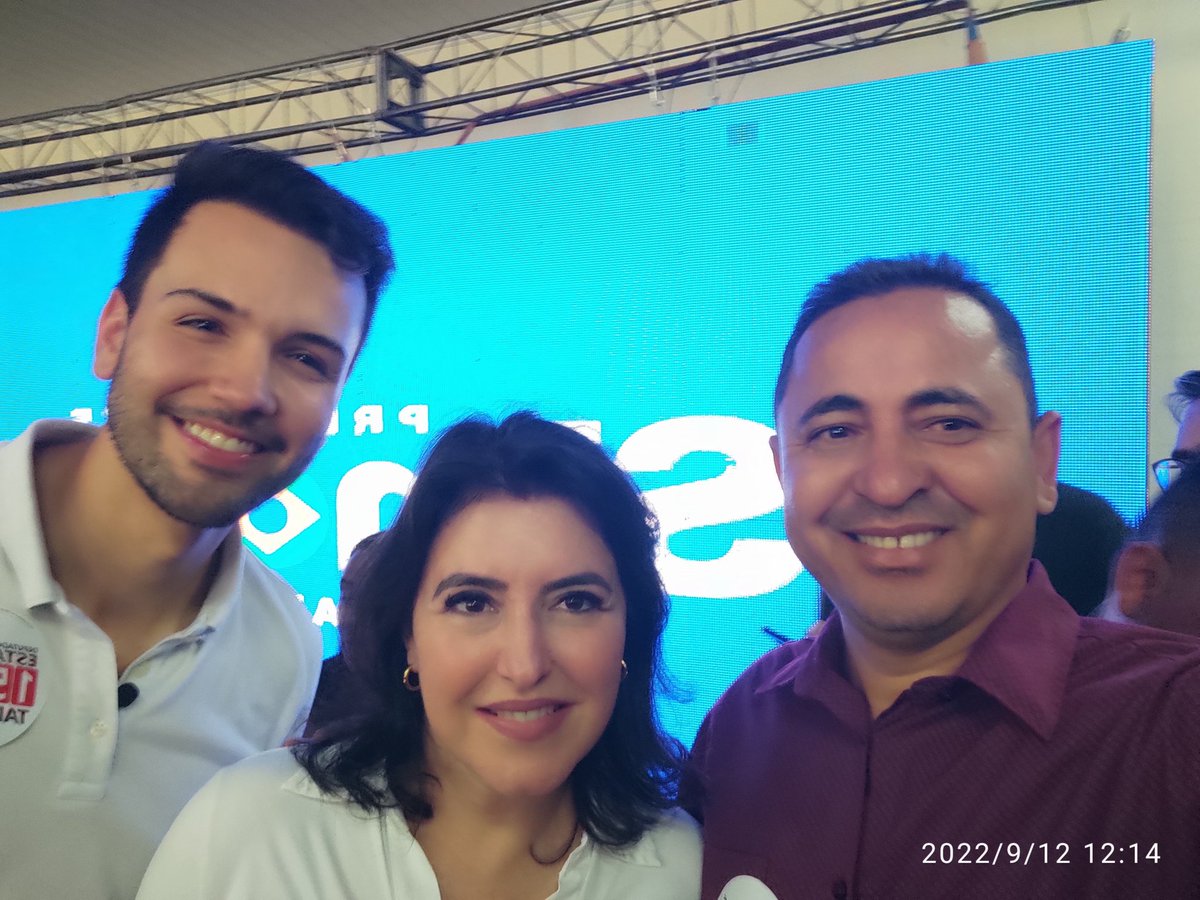 Alexlemosmg's tweet photo. @simonetebetbr, em Montes Claros, representando minha cidade Grão Mogol, juntamente com o Deputado Estadual @_Tadeuzinho. https://t.co/CLTnDL9oYY