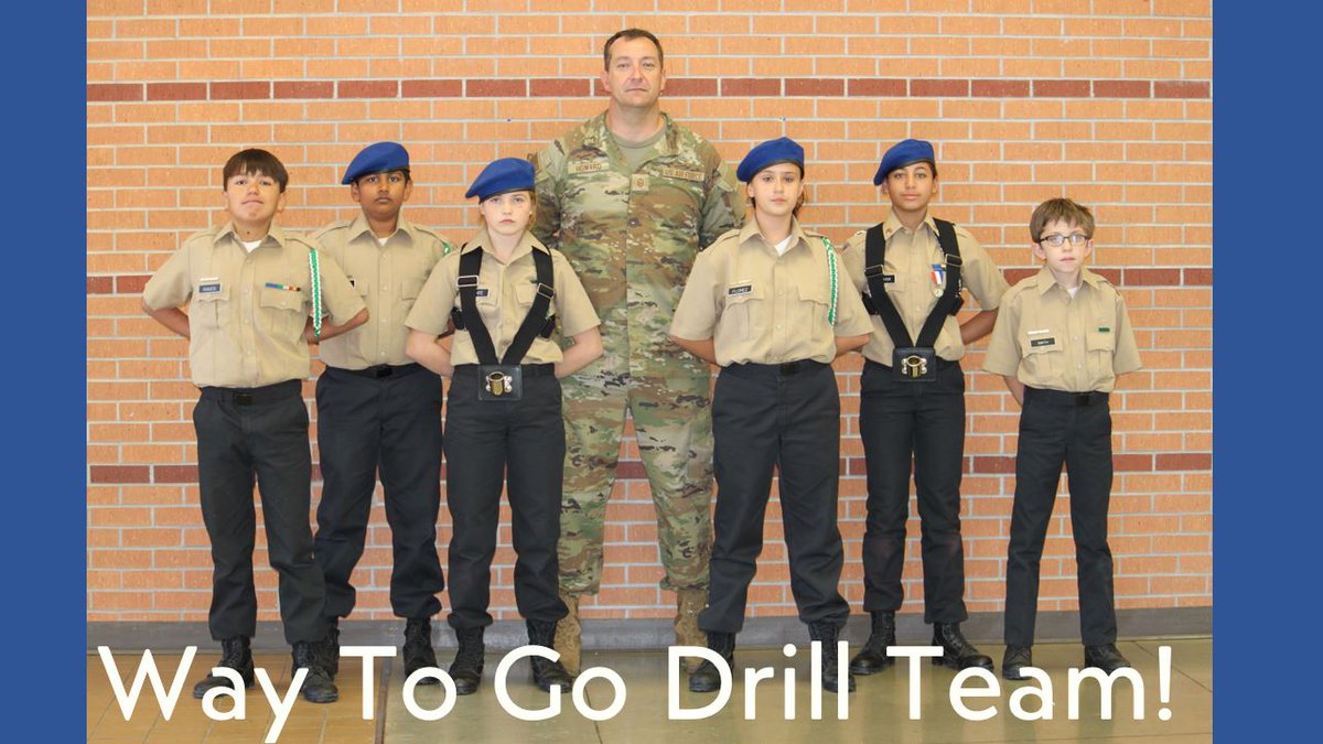 HadleyUSD259's tweet image. Hadley's Friday Five! Extremely busy week- Drill Meet, VB's last game, band, art and reading on Libby! These Blue Devil's make us #WPSProud! #HadleyRocks #FridayFive