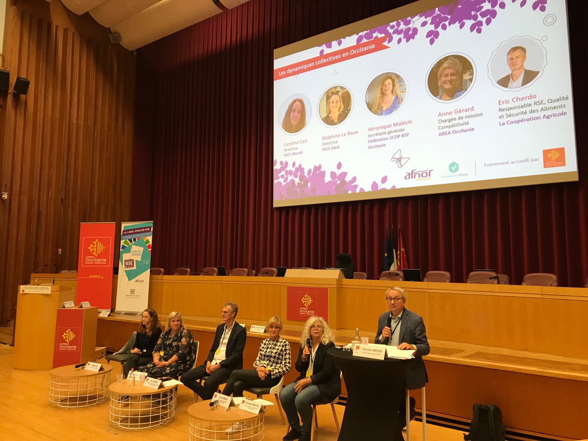 fscopbtpOcc's tweet photo. 1ère table ronde de l’après midi : les dynamiques collectives RSE. Ancrage territorial, Innovation, et Attractivité les 3 axes des actions  menées par la @fscopbtpSO en Occitanie. Action phare en 2022 #QVCT et #RSE https://t.co/W63qJ4pC50