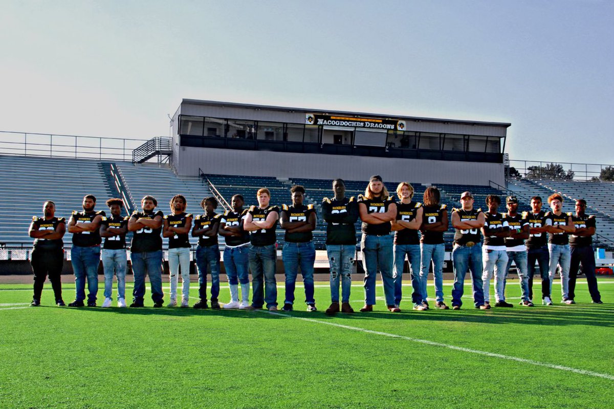 isaacjones04's tweet photo. Senior Night!!
Tonight @ 7 https://t.co/UQVv3Di6UT