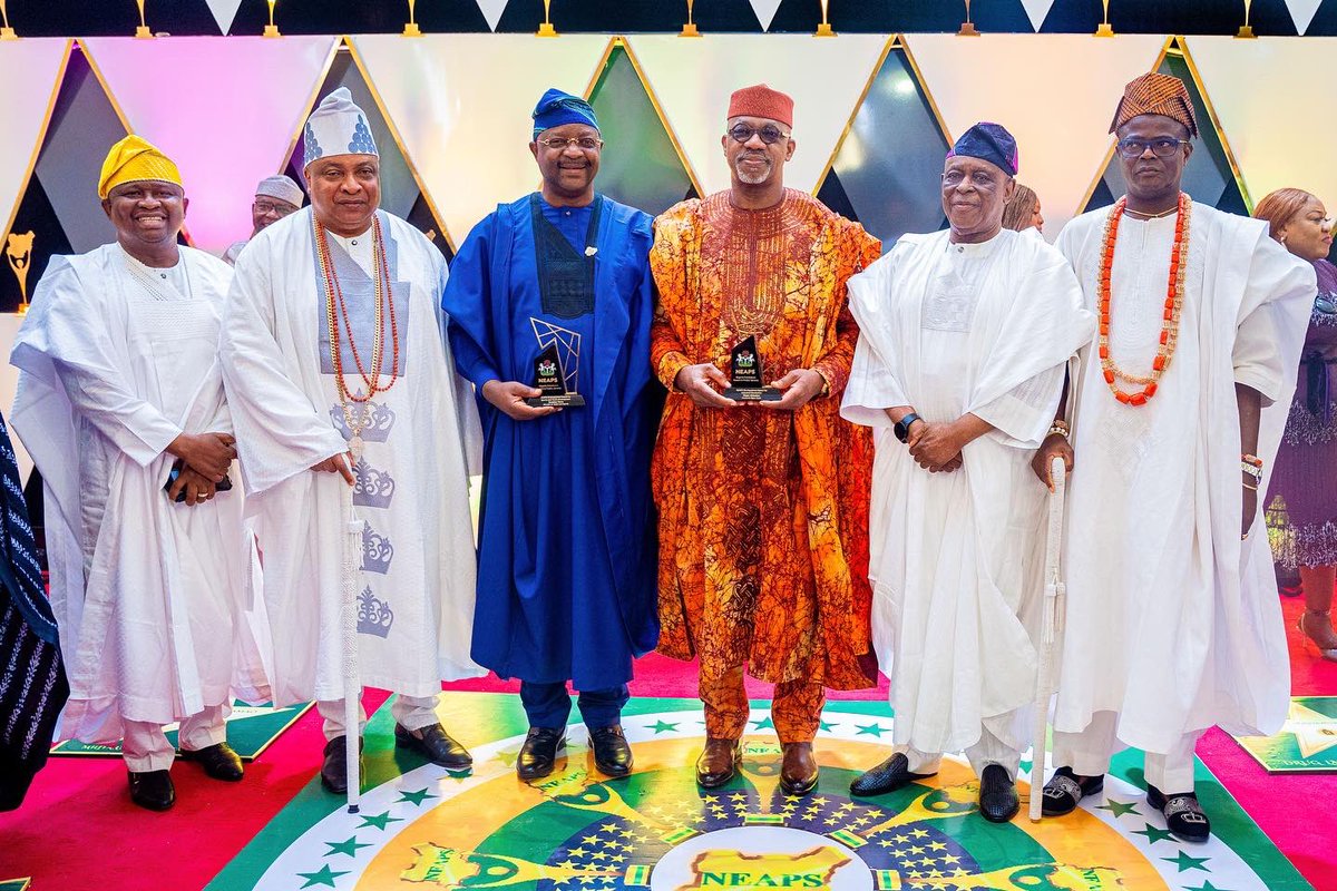 DapoAbiodunCON's tweet photo. The focused and continuously productive investment drive of our Administration towards Ogun State's now improved internally generated revenue, rapid industrialisation and ease of doing business has again been recognised for its verifiable impact. https://t.co/1PJDPOhSVk