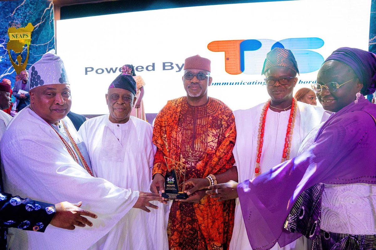 DapoAbiodunCON's tweet photo. The focused and continuously productive investment drive of our Administration towards Ogun State's now improved internally generated revenue, rapid industrialisation and ease of doing business has again been recognised for its verifiable impact. https://t.co/1PJDPOhSVk