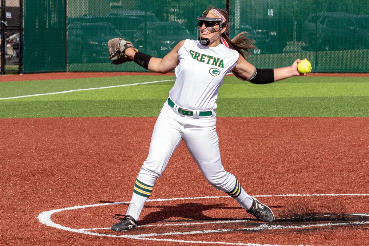 Congrats to <a href="/99jensenalexis/">Alexis Jensen 99</a> on winning the 2022 Metro Conference Pitcher of the Year Award! Your competitive nature is unmatched &amp; you’re always ready to lead your team through any fight. Super proud of everything you’ve accomplished &amp; for the amazing teammate that you are! 💚