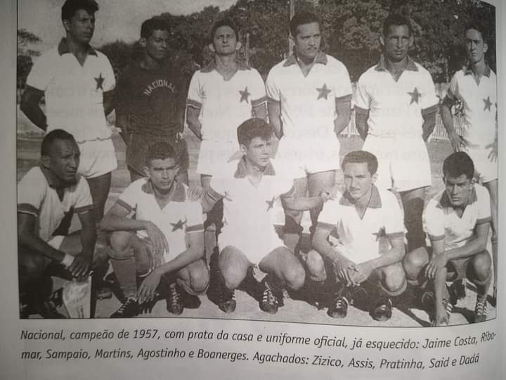 TuneldoTempoNFC's tweet photo. 🏆 #Nacional, campeão estadual (1957).
📸 #BaúVelho II (#CarlosZamith).
#Naça #NacionalFutebolClube #CampeaoAmazonense #CampeonatoAmazonense1957 #PratadaCasa #JaimeCosta #Ribamar #Sampaio #Martins #Agostinho #Boanerges #Zizico #Assis #Pratinha #Said #Dadá #DecimoSetimoEstadual https://t.co/UKkkNx46f1