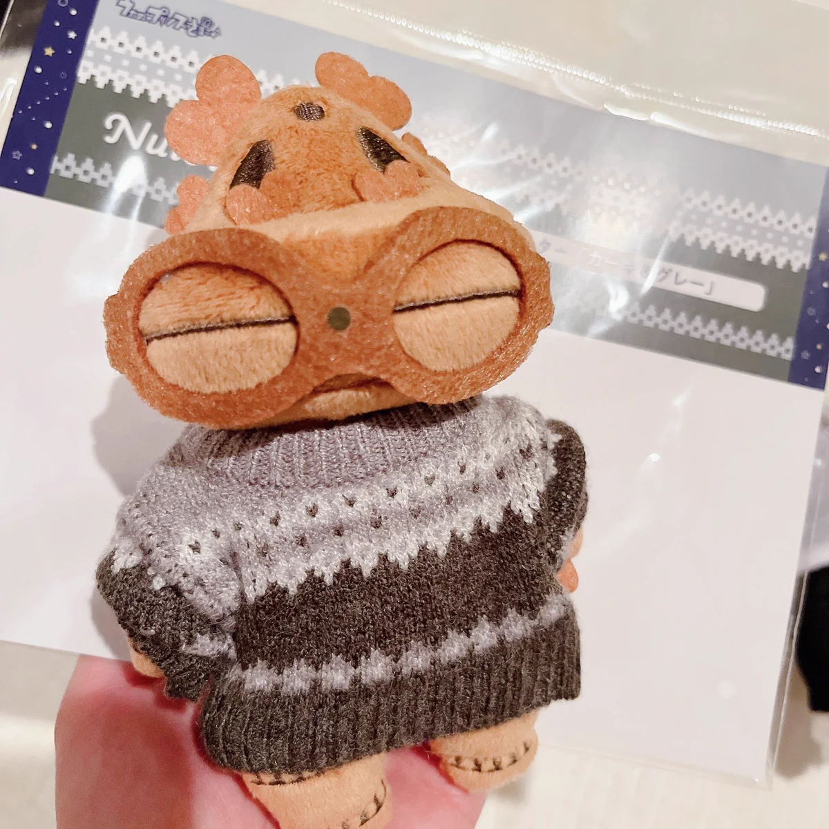 遮光器土偶ちゃんにセーターを着せたら…かわいすぎ！！