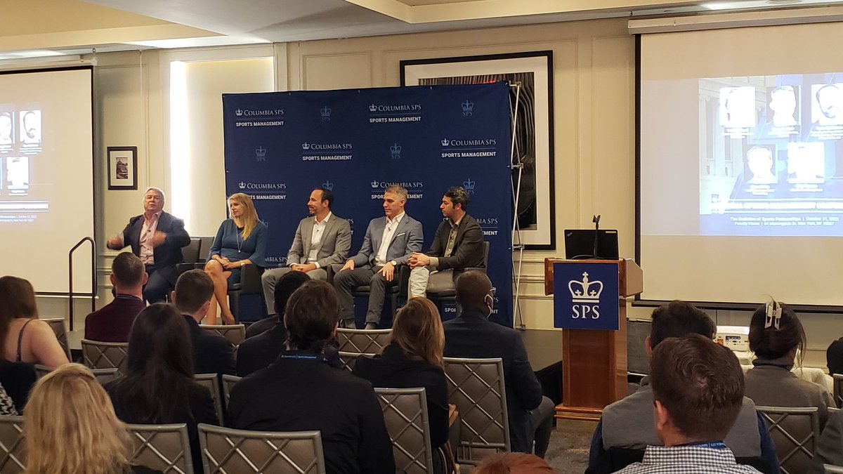 CU_SPS_Sports's tweet photo. A beautiful day to talk #sportsbiz packed house for our return to campus. #inaleagueofourown https://t.co/hL395mTfFb