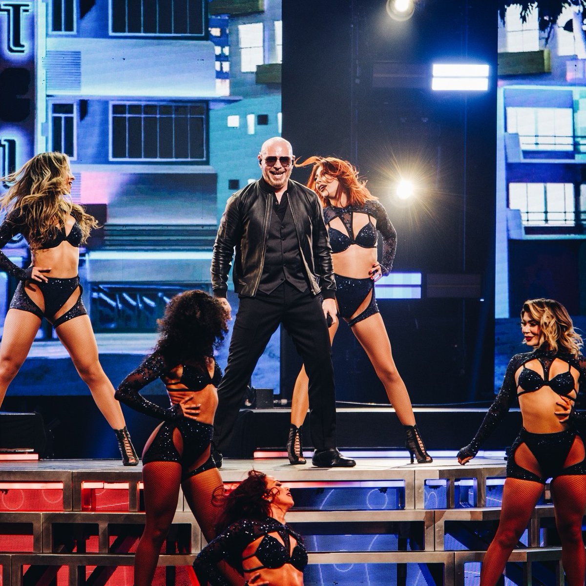 Thank you @Pitbull for bringing the 🔥 to the 954 for two sold out shows! DALE! #CantStopUsNowTour