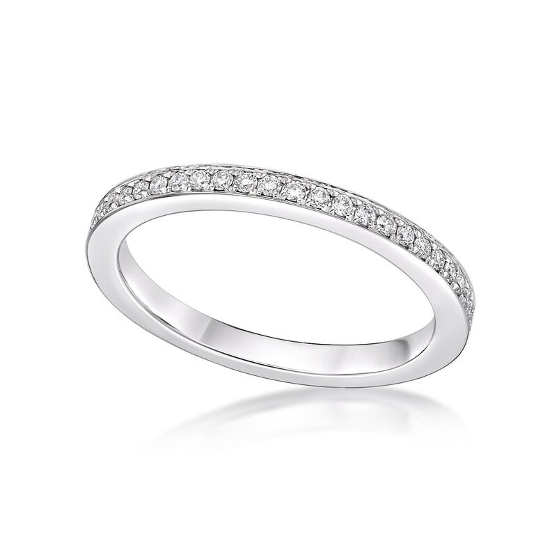 NatashaMarmont's tweet photo. Sleek eternity ring!
#18kwhitegold #4roundclaws #micropave #roundbrilliant #eternityring #beautiful #stunning #jewellerydesigner #jewelerydesigner #jewellery #jewelery #diamond #diamonds #diamondjewellery #natashaguinness #natashaguinnessdesign #natashaguinnessstyle #NG https://t.co/UPXHbih8Pa