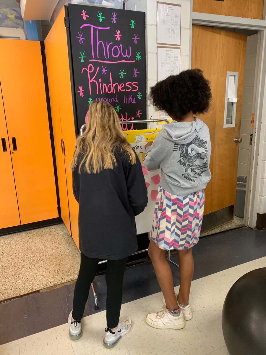 AshleyHuss11's tweet photo. West Alexander Middle School FTA Club listened to children’s stories and analyzed structures and strategies utilized!! They are excited to incorporate what they learned into their own compositions!! #texture #color #rhyme #song #theme @AC_Schools @brosenbalm @nc_teachercadet https://t.co/E4gS0FOtl0
