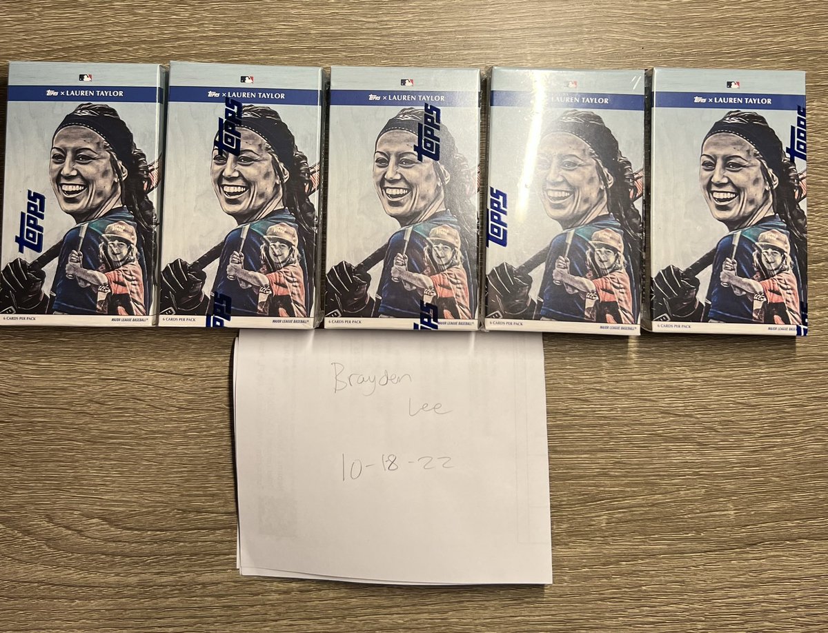 BraydoSports's tweet photo. Topps X Lauren Taylor wave 2 boxes x5 $140 Shipped 🚚   RT are appreciated. @sports_sell @CardboardEchoes @HobbyConnector @Hobby_Connect: Dm if interested https://t.co/3MMCb4dI3b