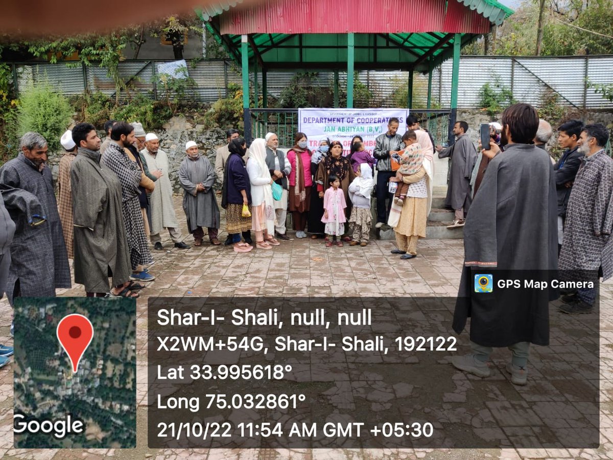 drpul4's tweet photo. "We are fighting the war for rural upliftment and self reliance and we shall win". Awareness camps carried out by Cooperative Dept Pulwama on 21/10/22 #AtmaNirbharBharat #growthforall #JanAbhiyanJK #B2V4 @MudgalYasha @adnannazir492 @shafqatiqbal_ @dcpulwama https://t.co/Kq69GCQVga